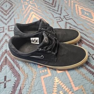 Nike SB Shane